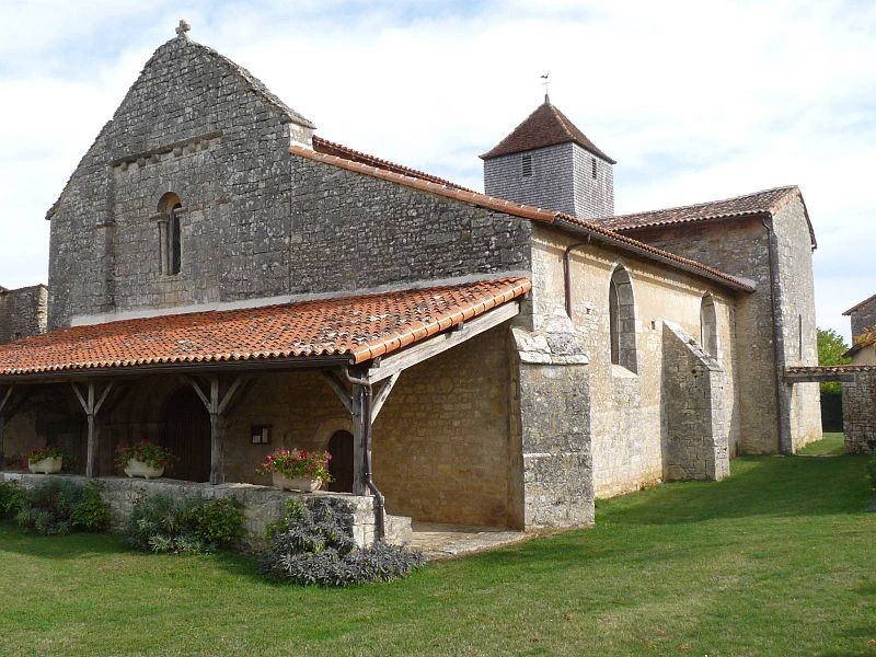 Photo de Église Saint-Pierre de Poursac