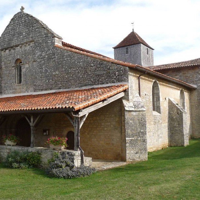 Photo de Église Saint-Pierre de Poursac