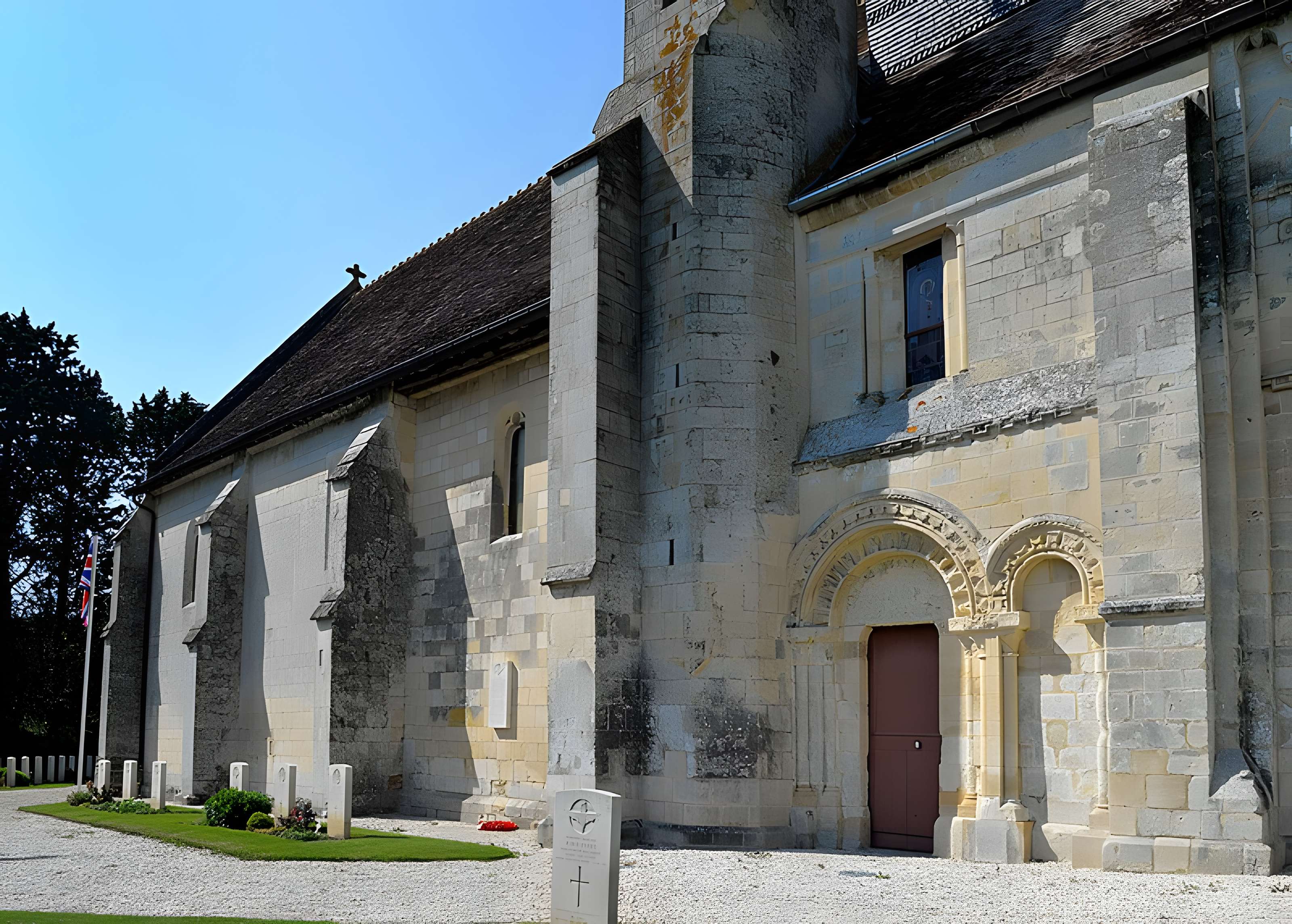 Église Saint-Pierre de Putot-en-Auge