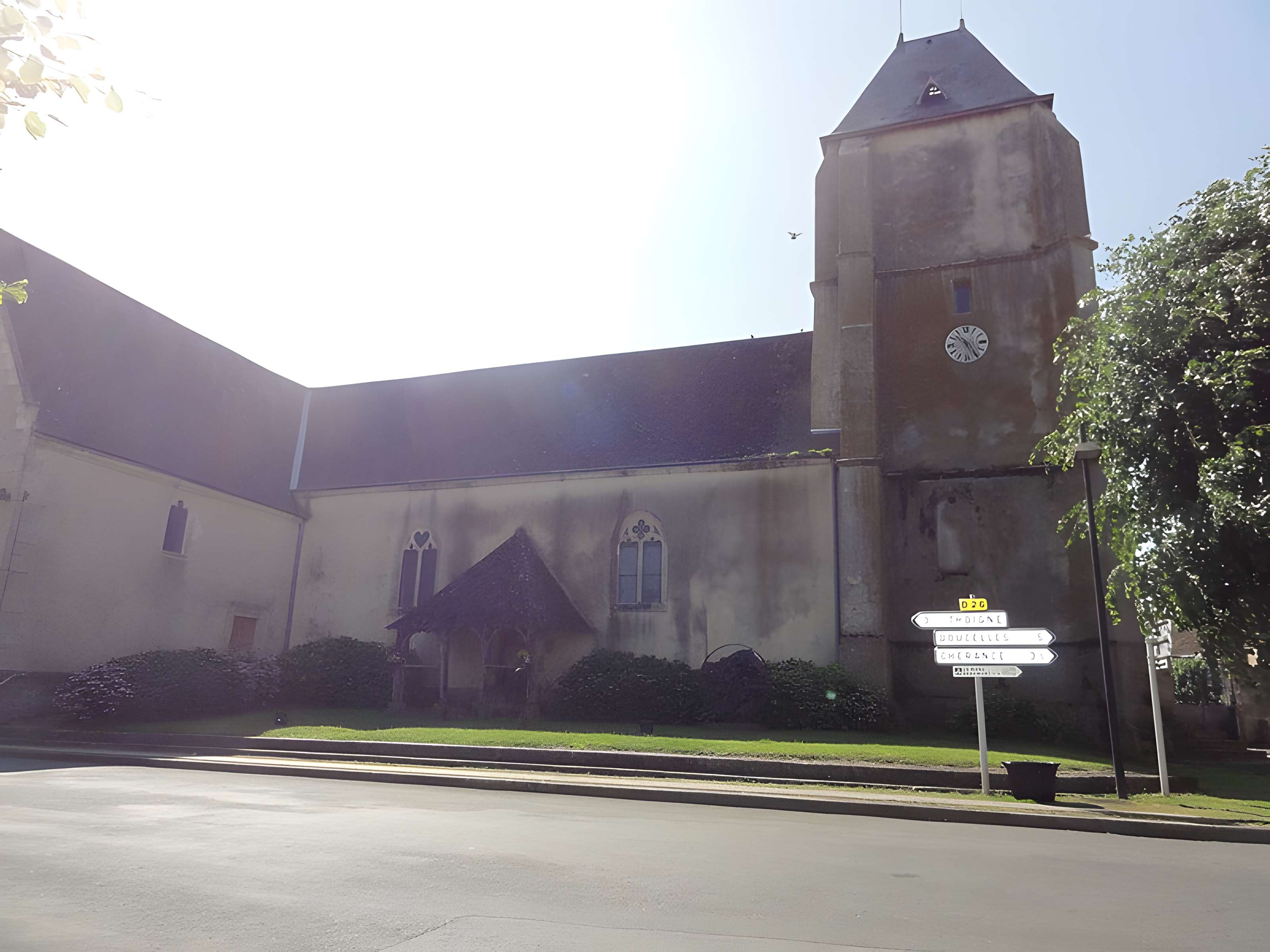 Église Saint-Pierre de René