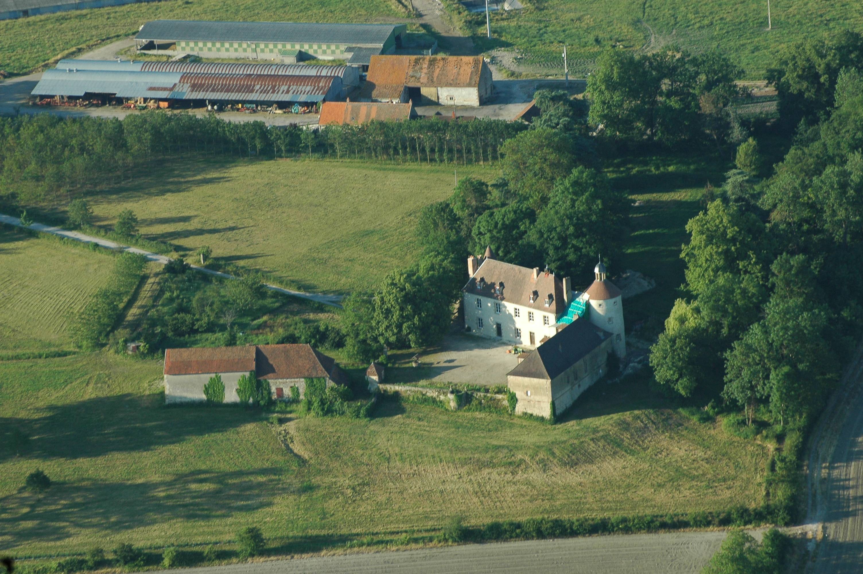 Photo de Château de Montgarnaud