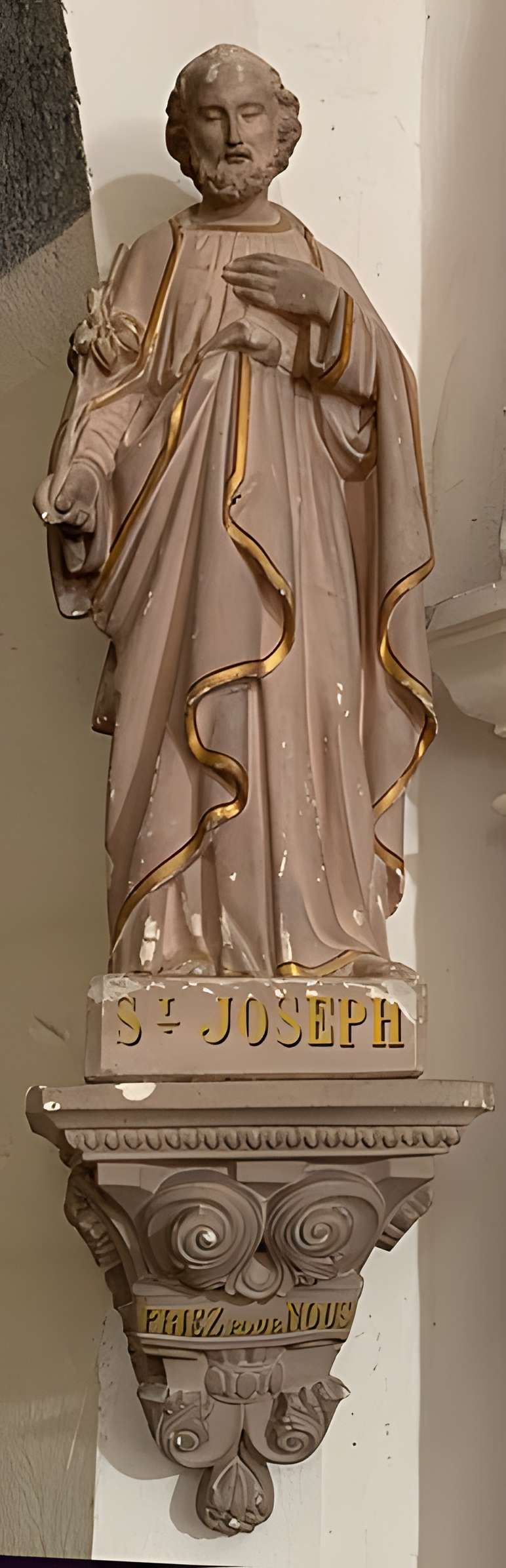 Église Saint-Pierre de Rossillon