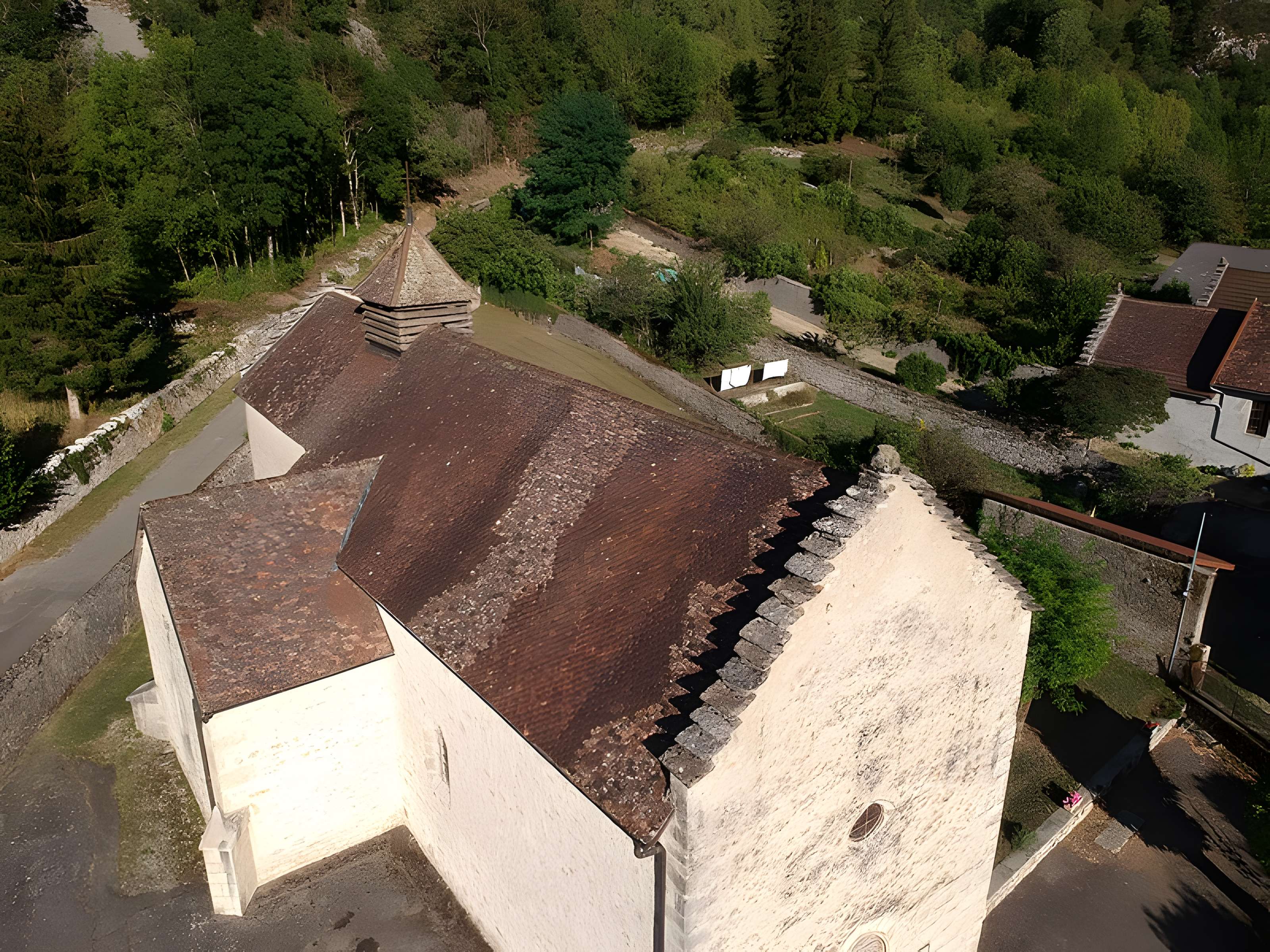 Église Saint-Pierre de Rossillon