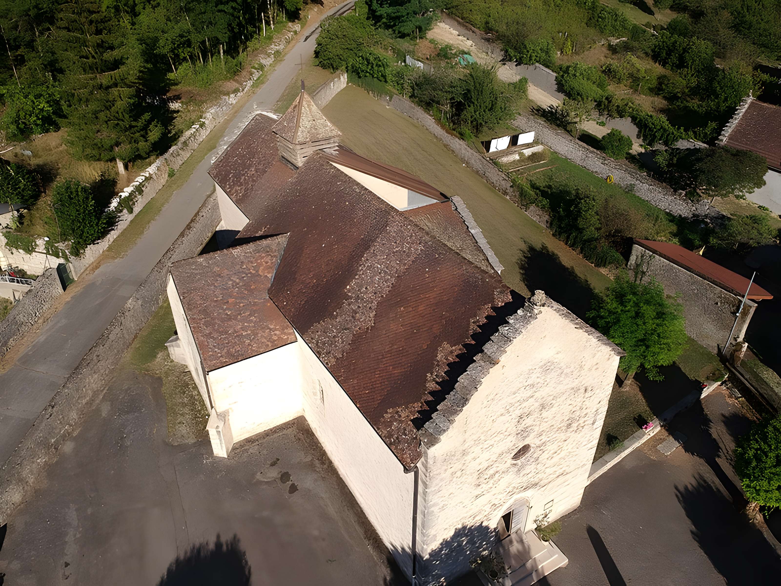 Église Saint-Pierre de Rossillon