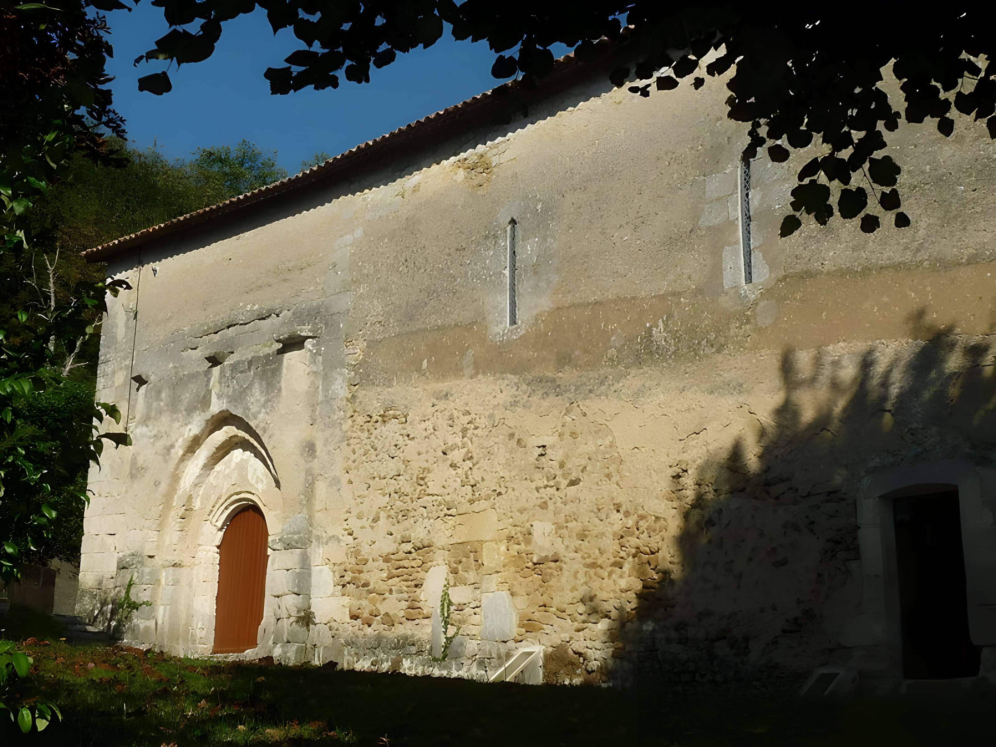 Église Saint-Pierre de Rougnac 