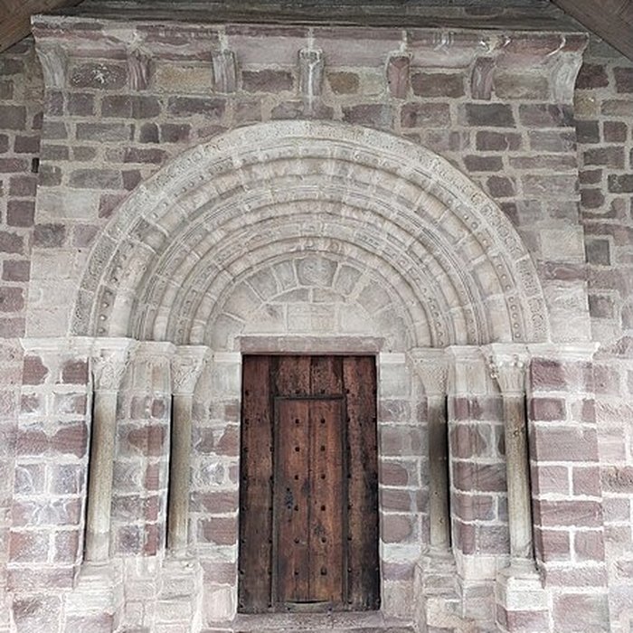 Photo de Église Saint-Pierre de Saint-Jean-le-Vieux