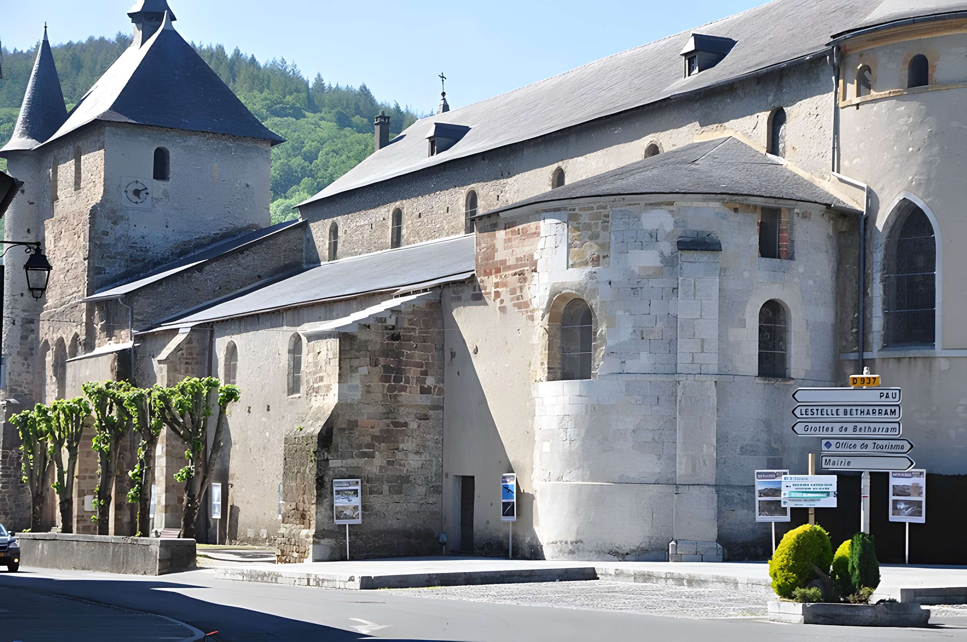 Église Saint-Pierre de Saint-Pé-de-Bigorre