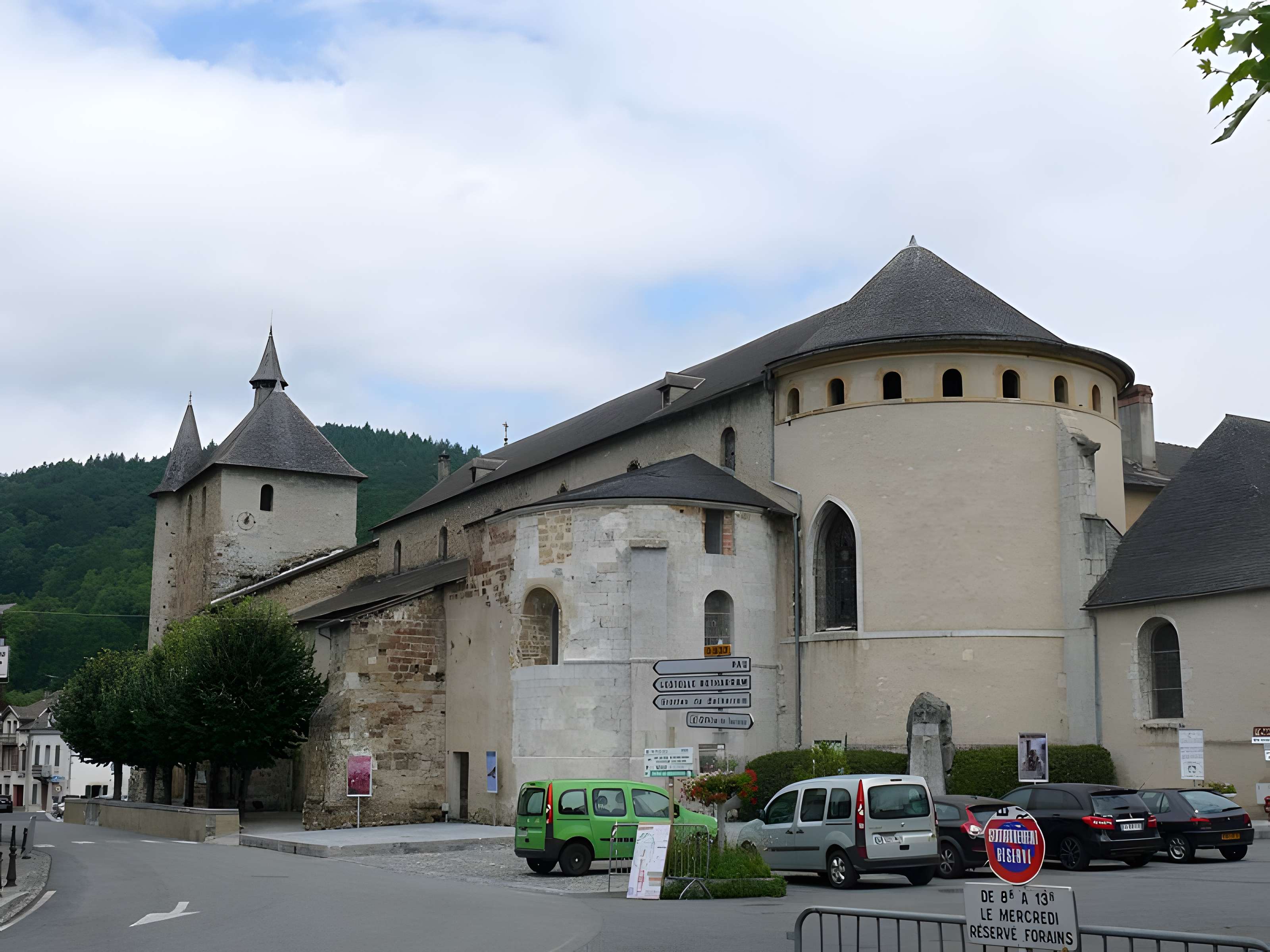 Église Saint-Pierre de Saint-Pé-de-Bigorre