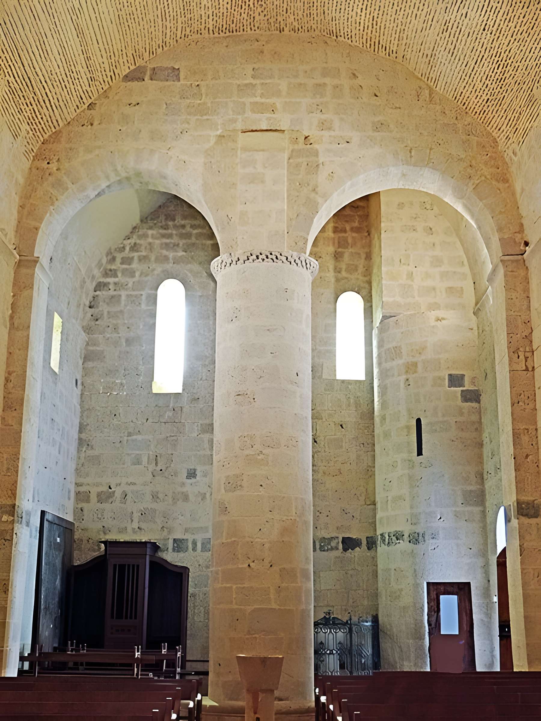 Église Saint-Pierre de Saint-Pierre-de-Buzet