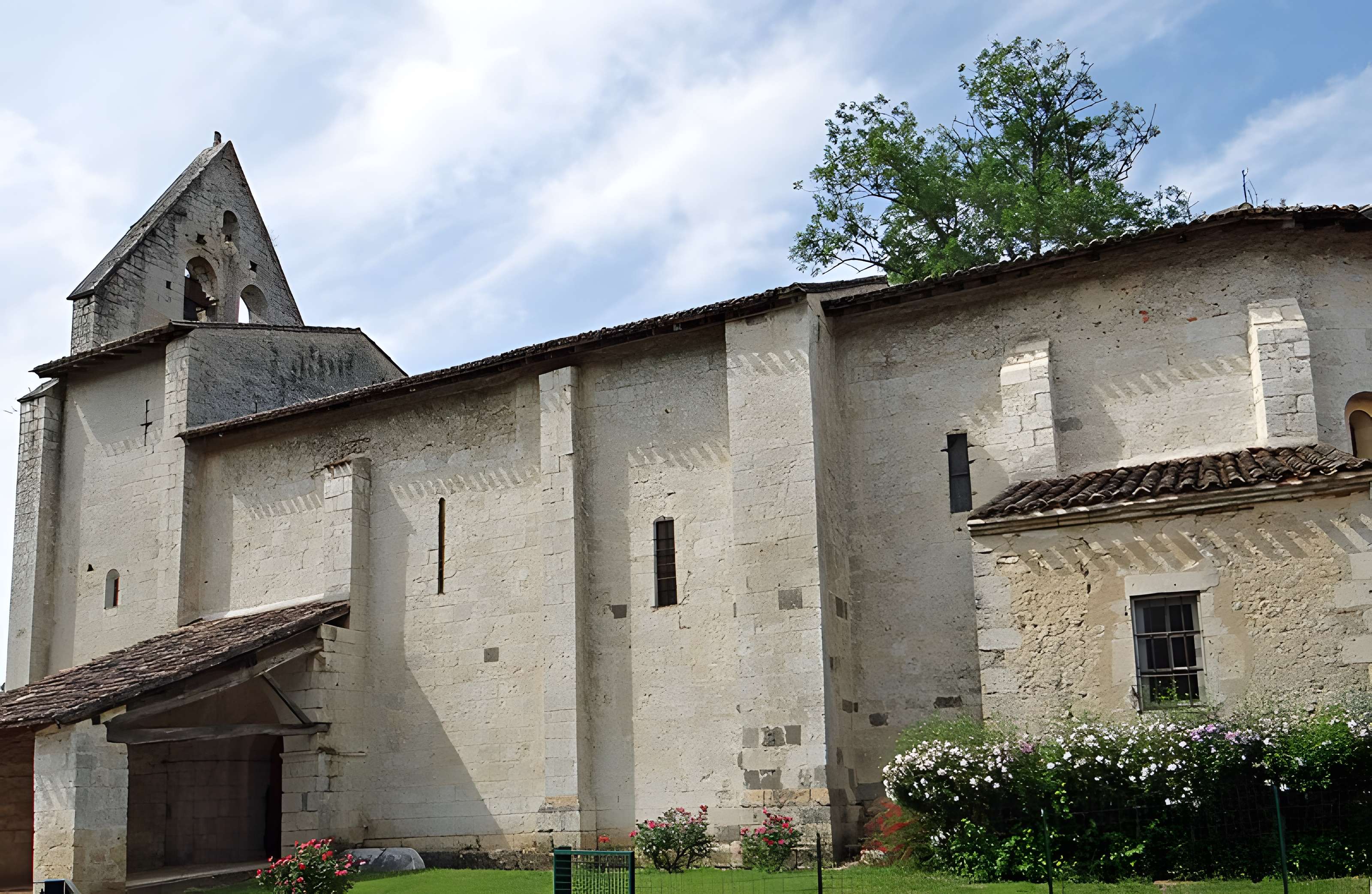 Église Saint-Pierre de Saint-Pierre-de-Buzet
