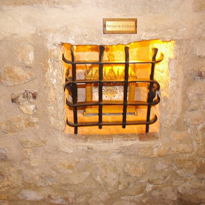 Photo de Église Saint-Pierre de Saulges