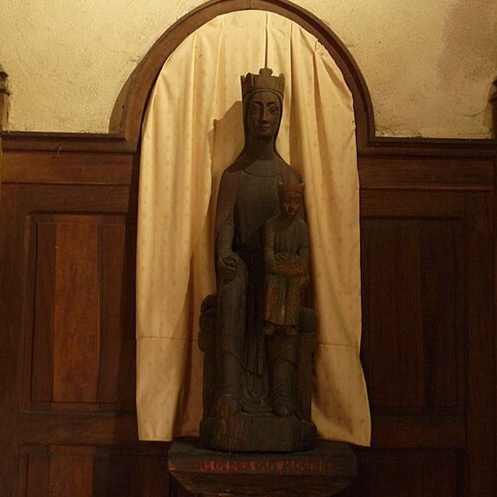 Photo de Église Saint-Pierre de Saulges