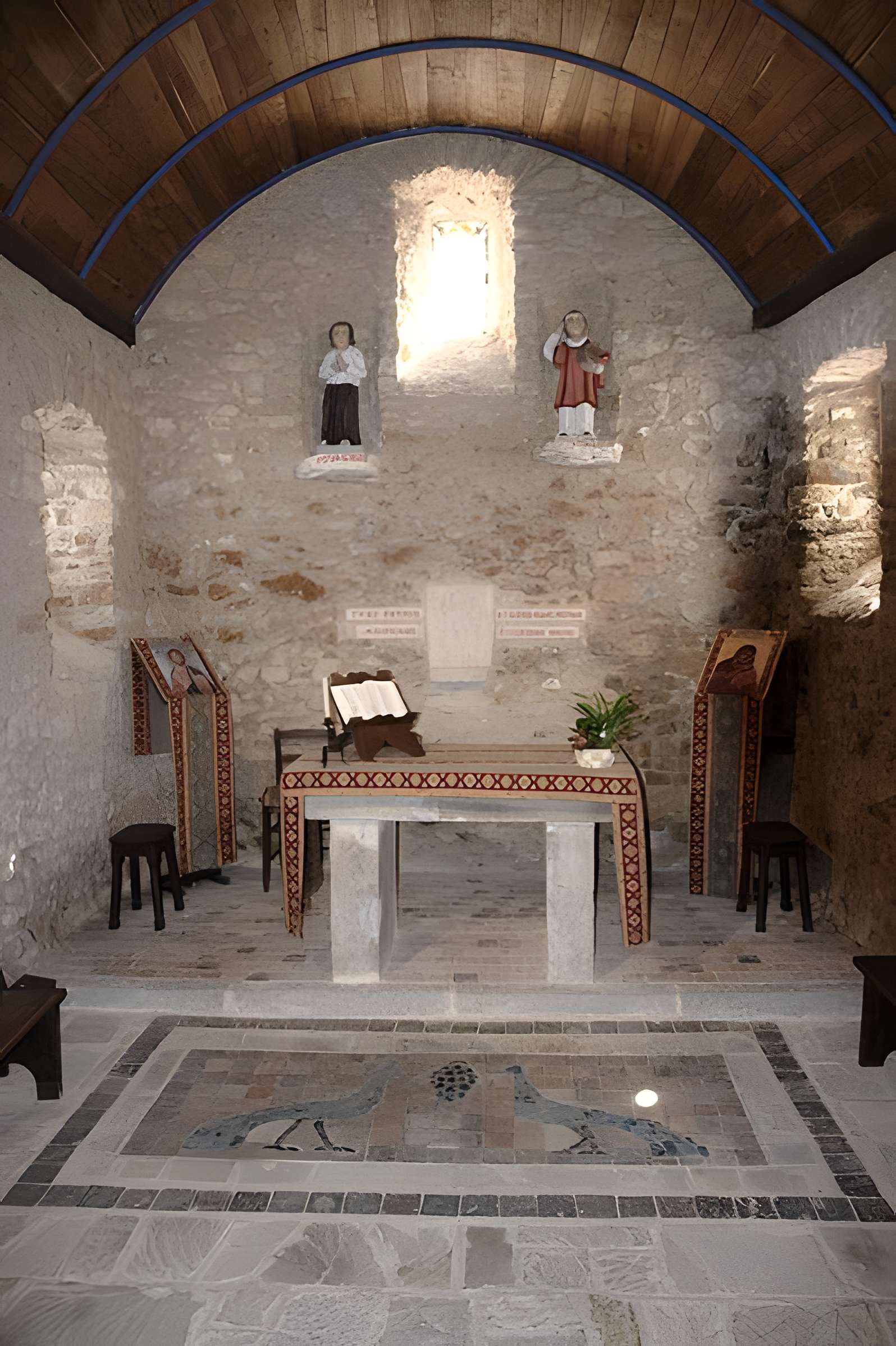 Église Saint-Pierre de Saulges