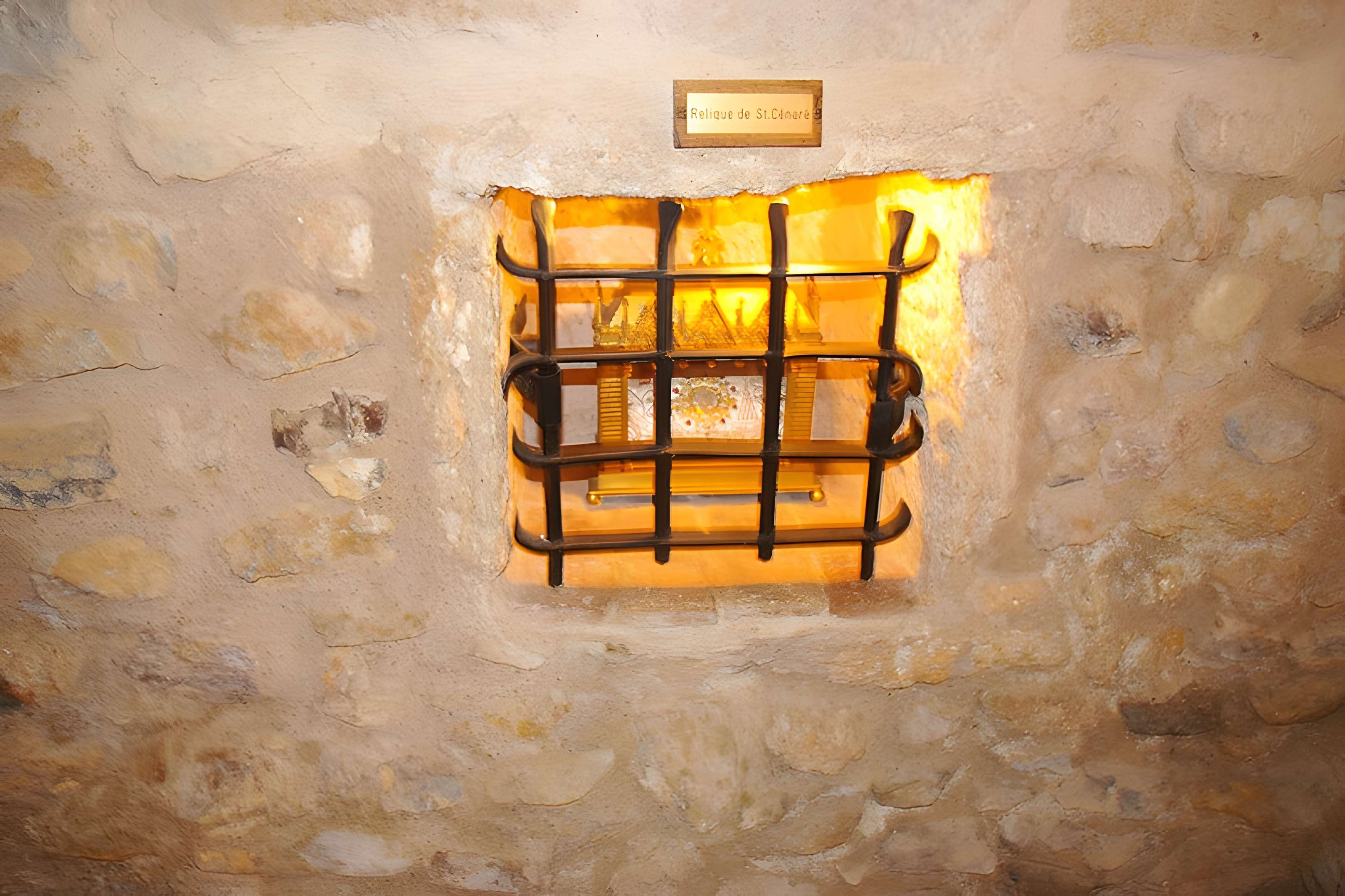 Église Saint-Pierre de Saulges