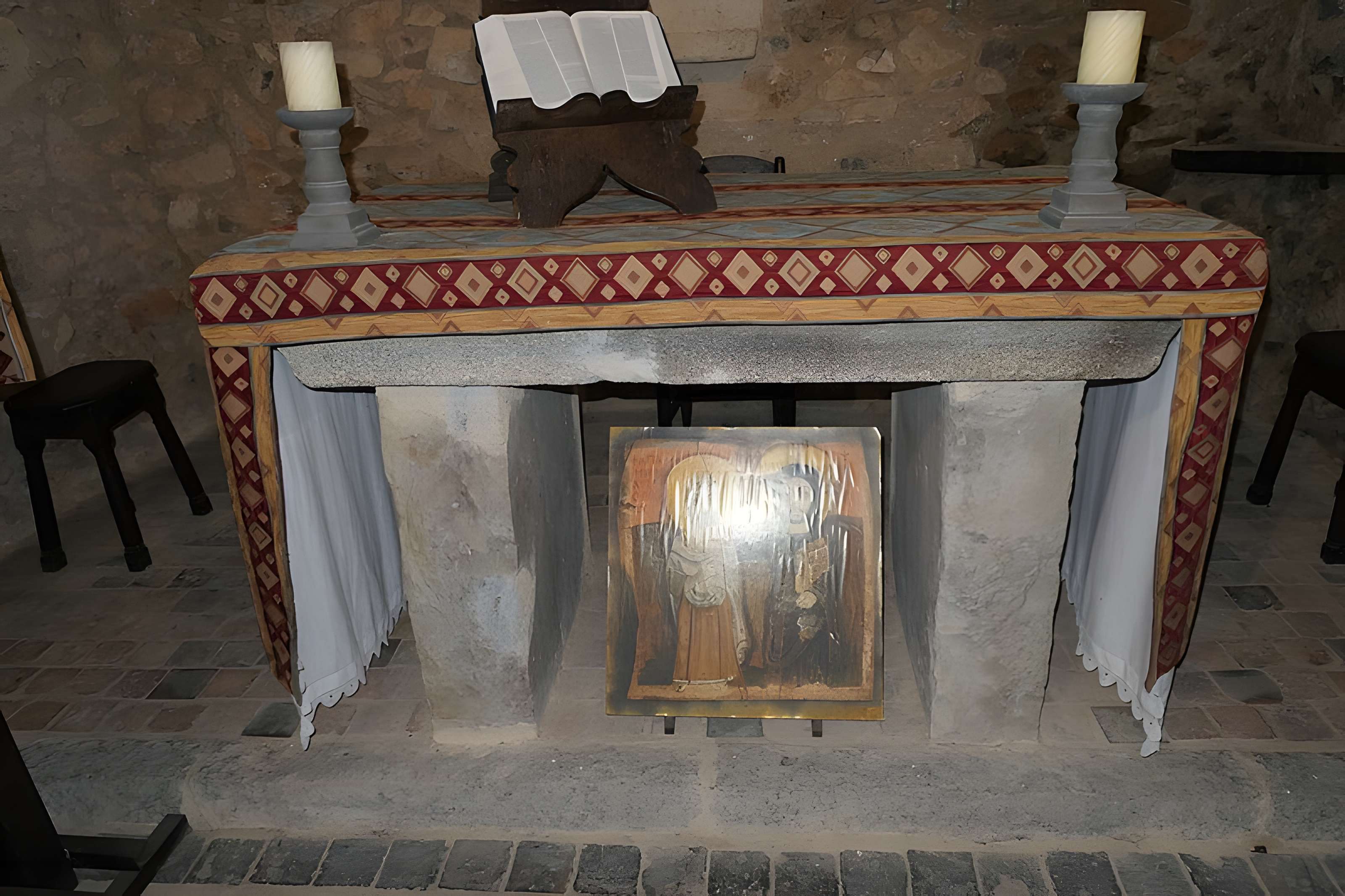 Église Saint-Pierre de Saulges