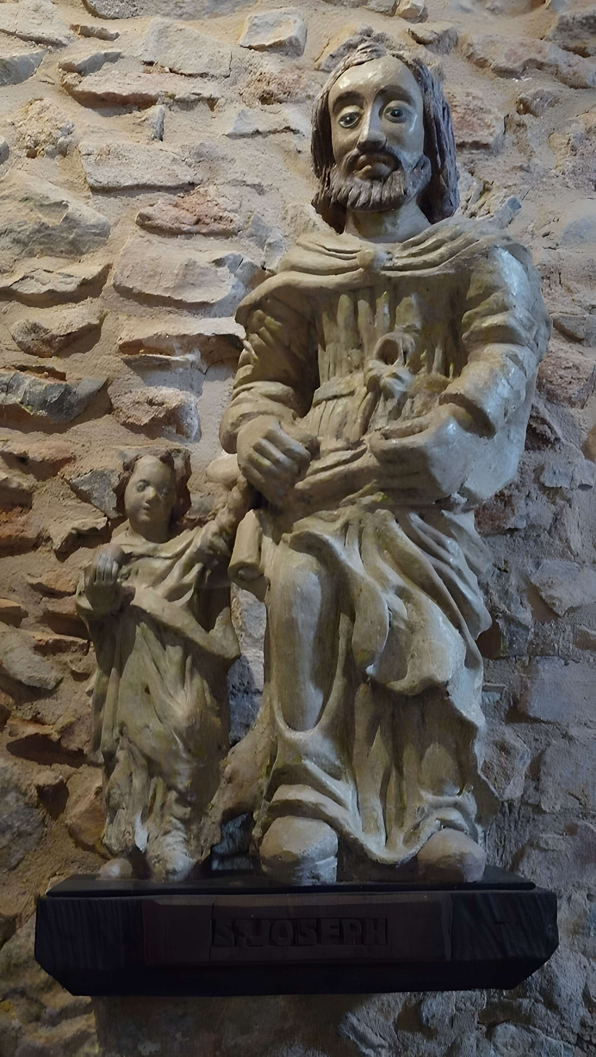 Église Saint-Pierre de Saulges