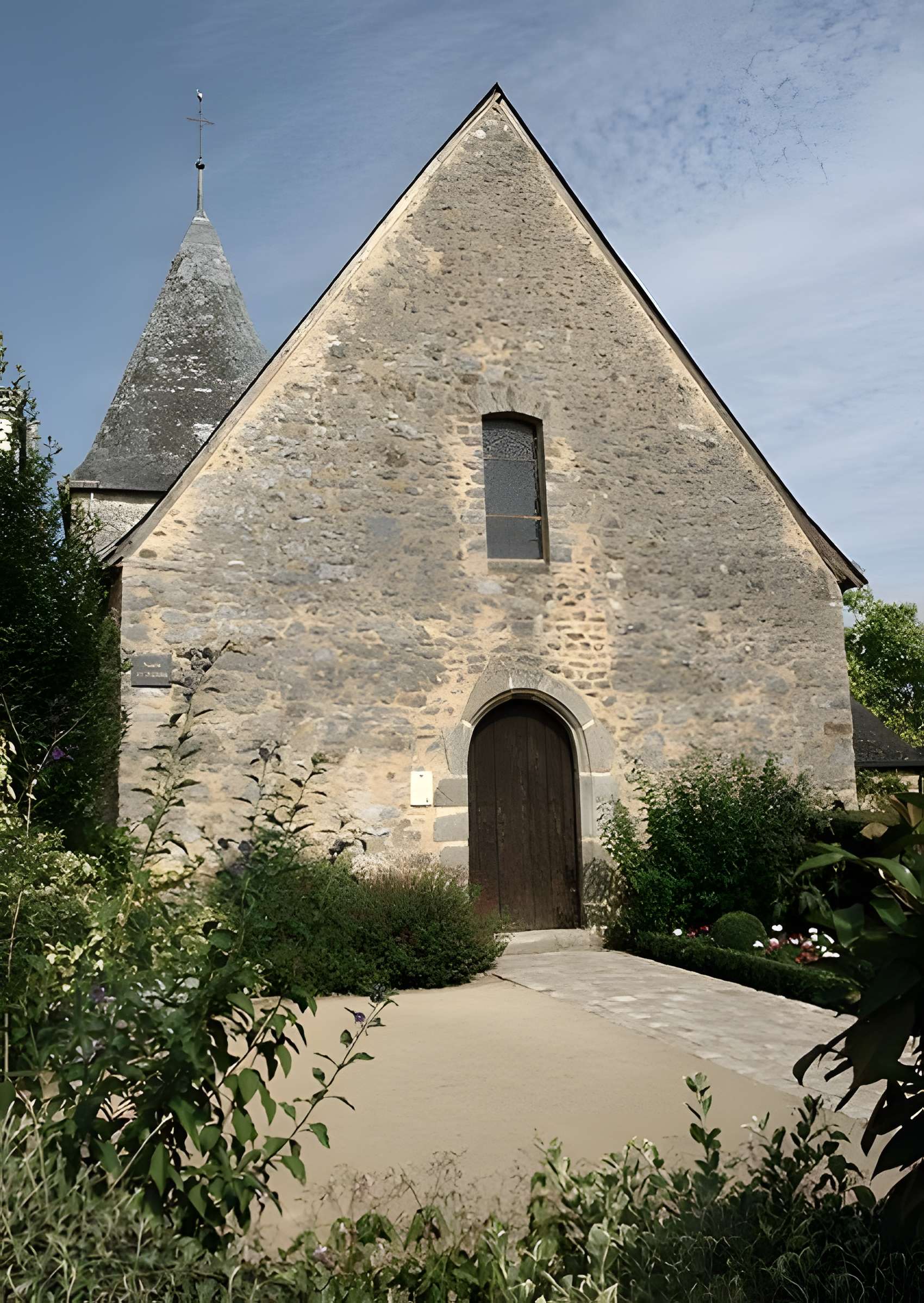 Église Saint-Pierre de Saulges 