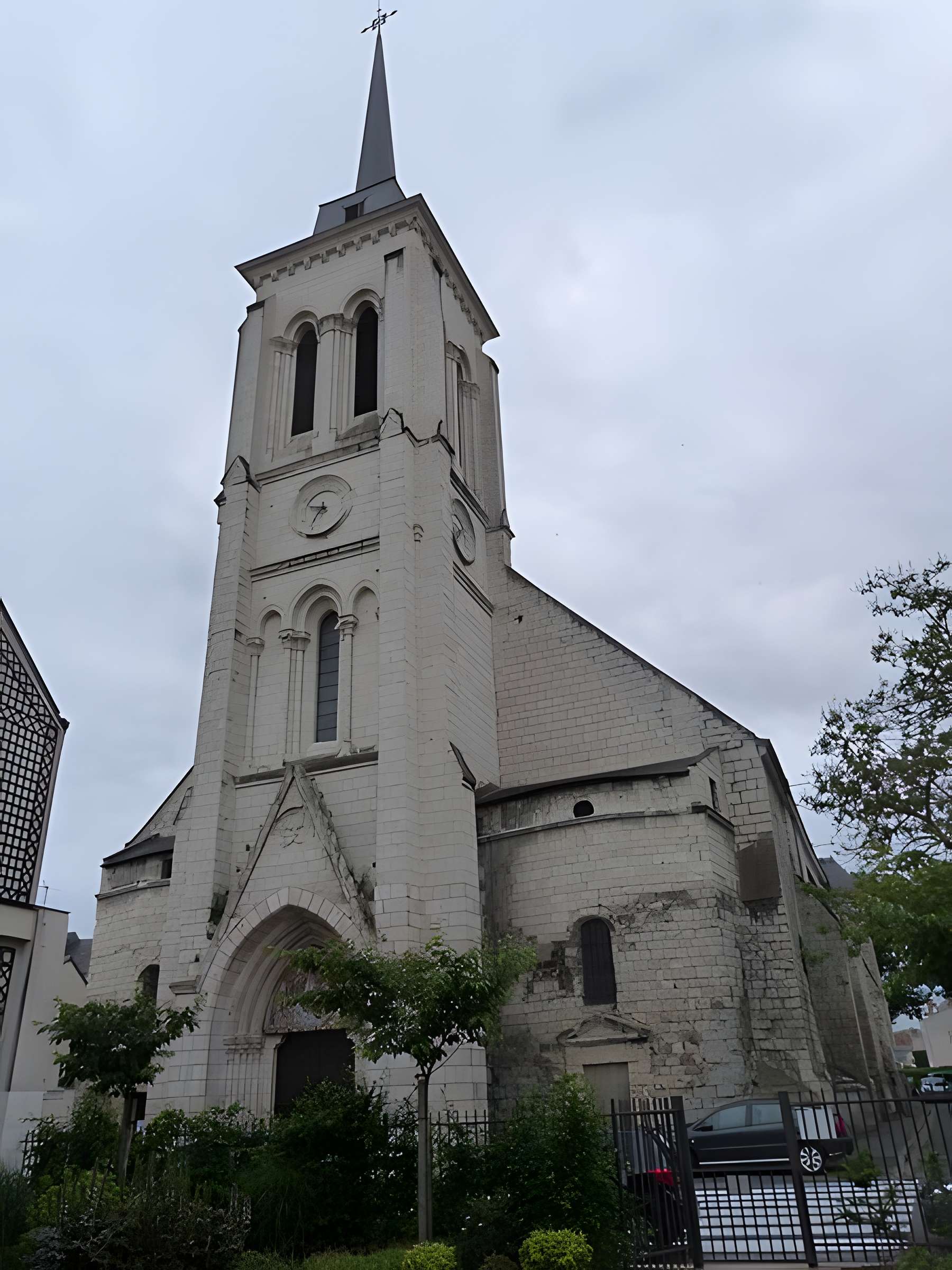 Église Saint-Pierre de Saumur