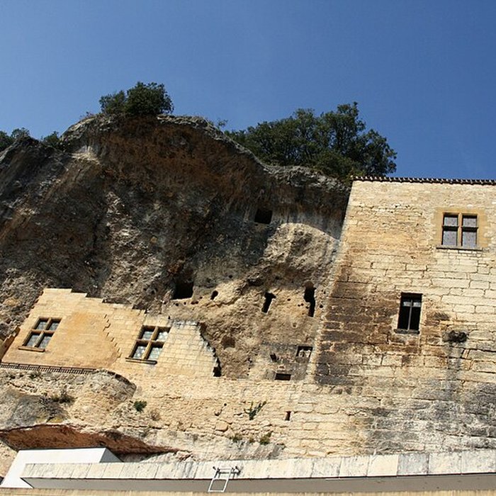 Photo de Château de Tayac et ses dépendances