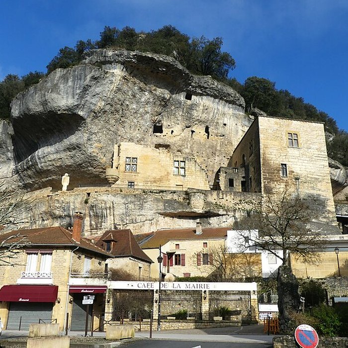 Photo de Château de Tayac et ses dépendances
