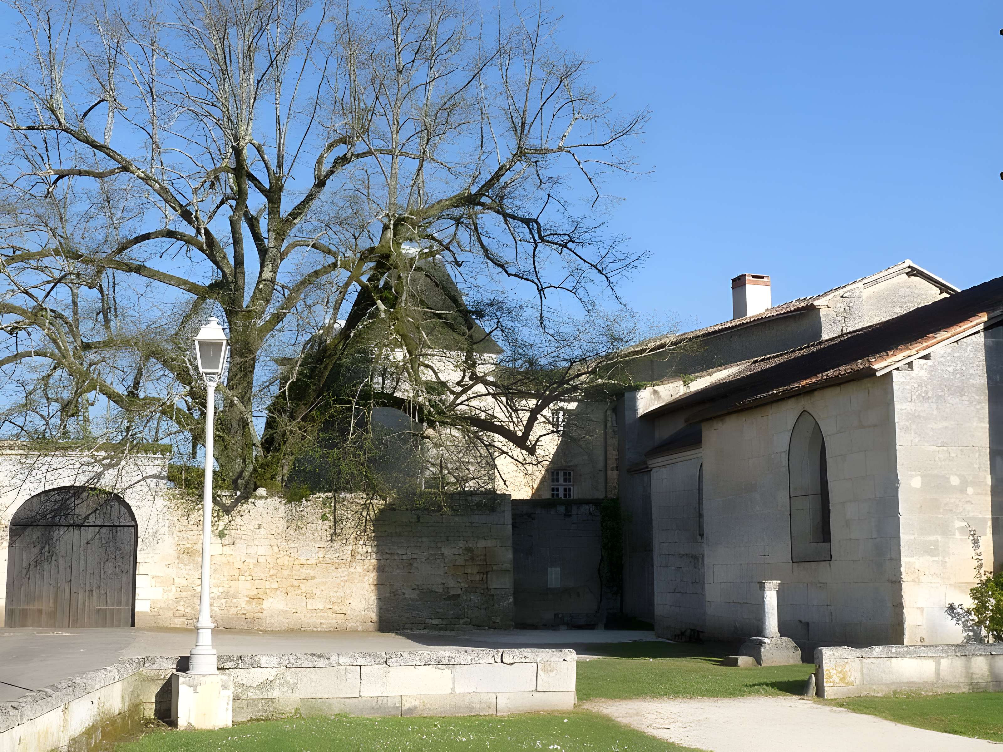 Église Saint-Pierre de Sers