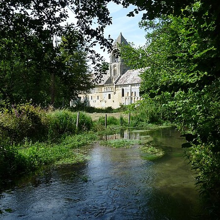 Photo de Église Saint-Pierre de Thaon