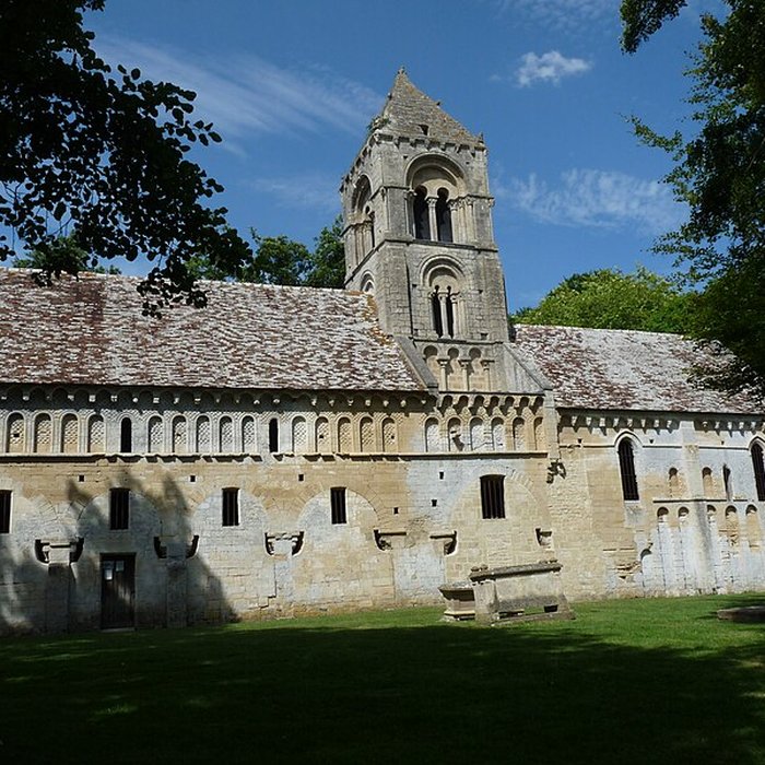 Photo de Église Saint-Pierre de Thaon