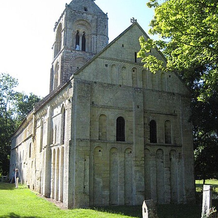 Photo de Église Saint-Pierre de Thaon