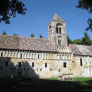 Église Saint-Pierre de Thaon