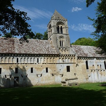 Église Saint-Pierre de Thaon