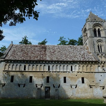 Église Saint-Pierre de Thaon