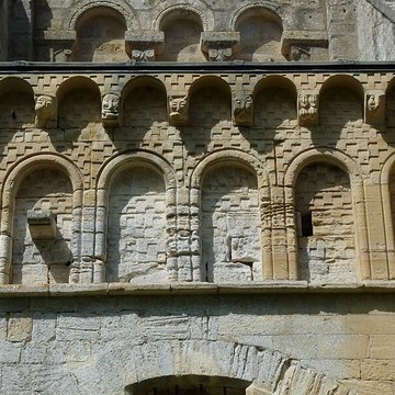 Église Saint-Pierre de Thaon