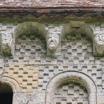 Église Saint-Pierre de Thaon