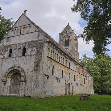 Église Saint-Pierre de Thaon