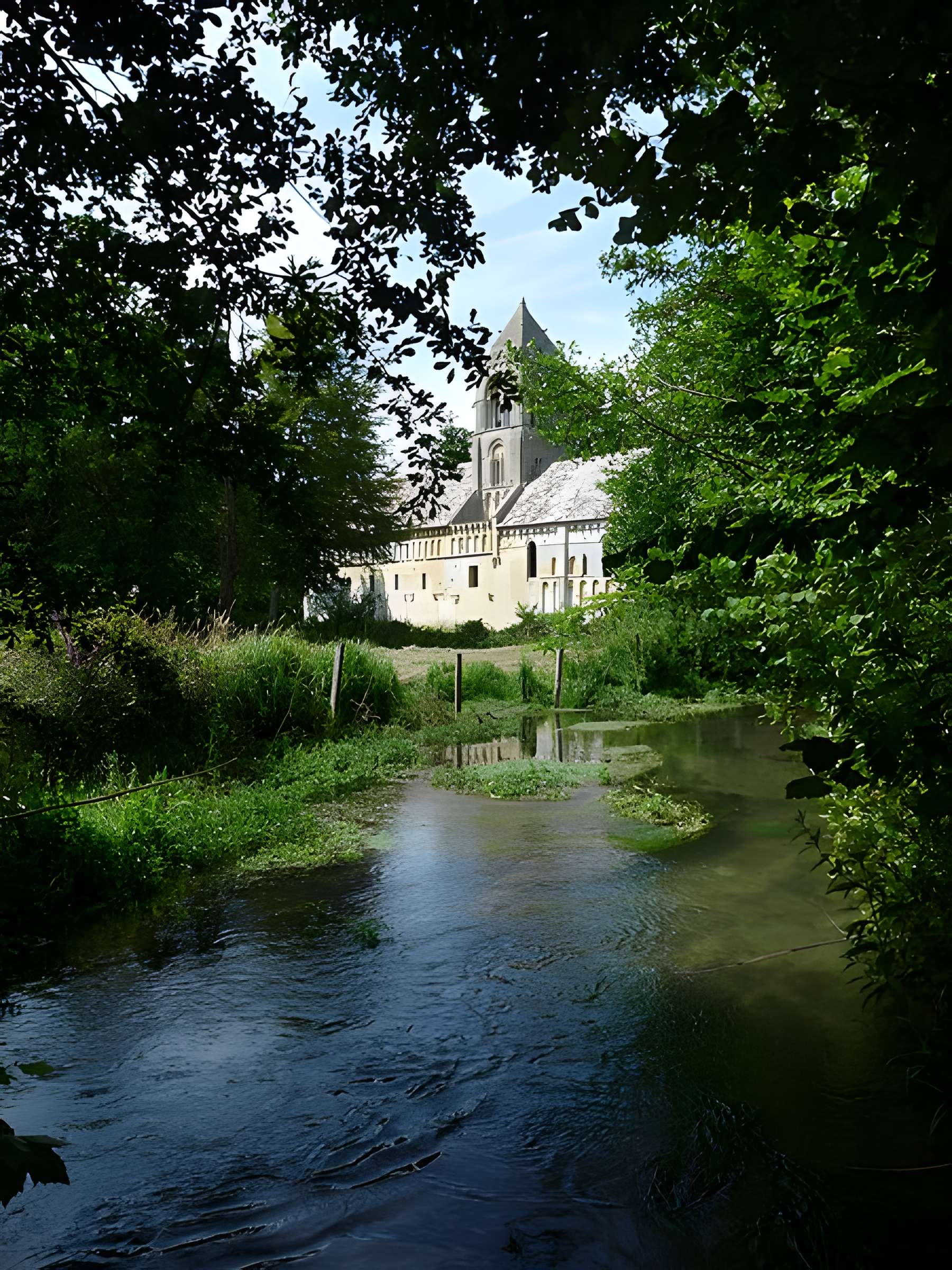 Église Saint-Pierre de Thaon