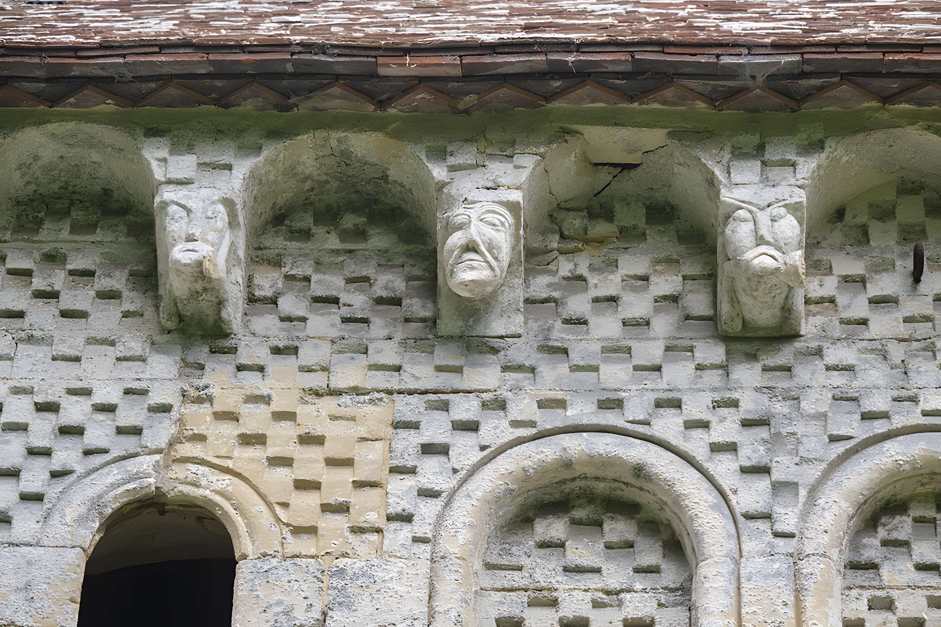 Église Saint-Pierre de Thaon