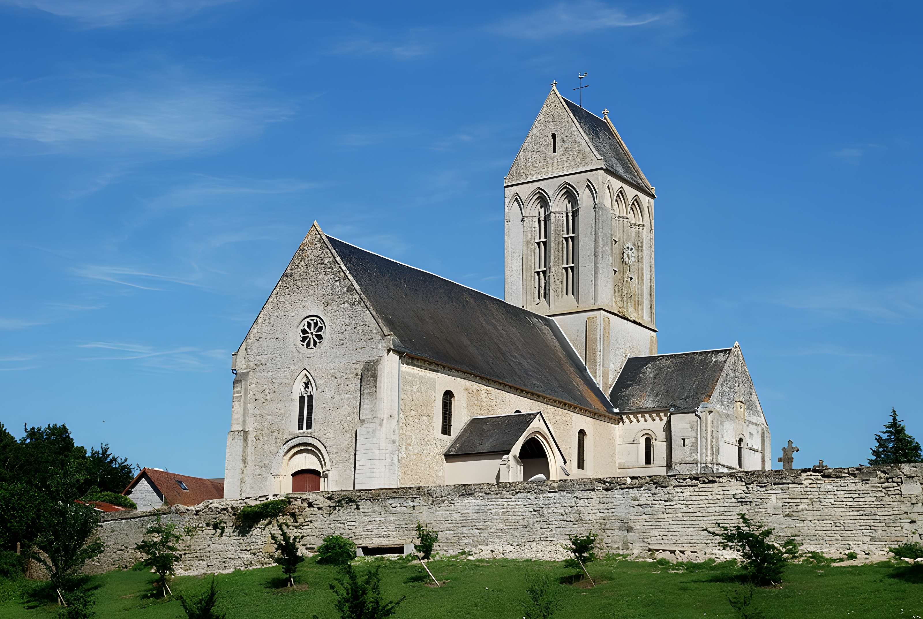 Église Saint-Pierre de Tilly-sur-Seulles