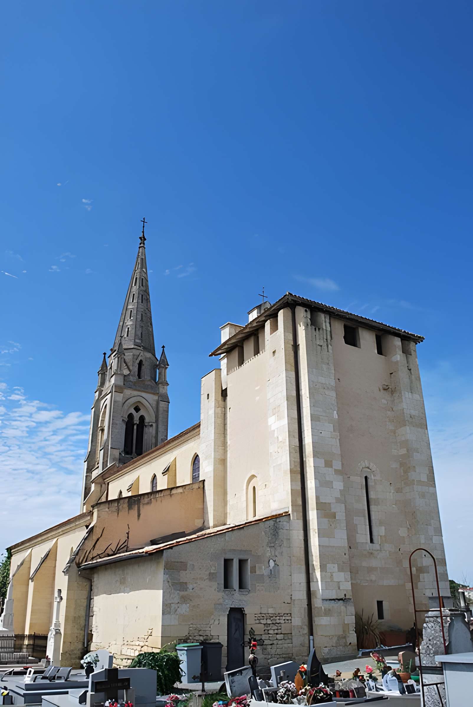 Église Saint-Pierre de Tresses