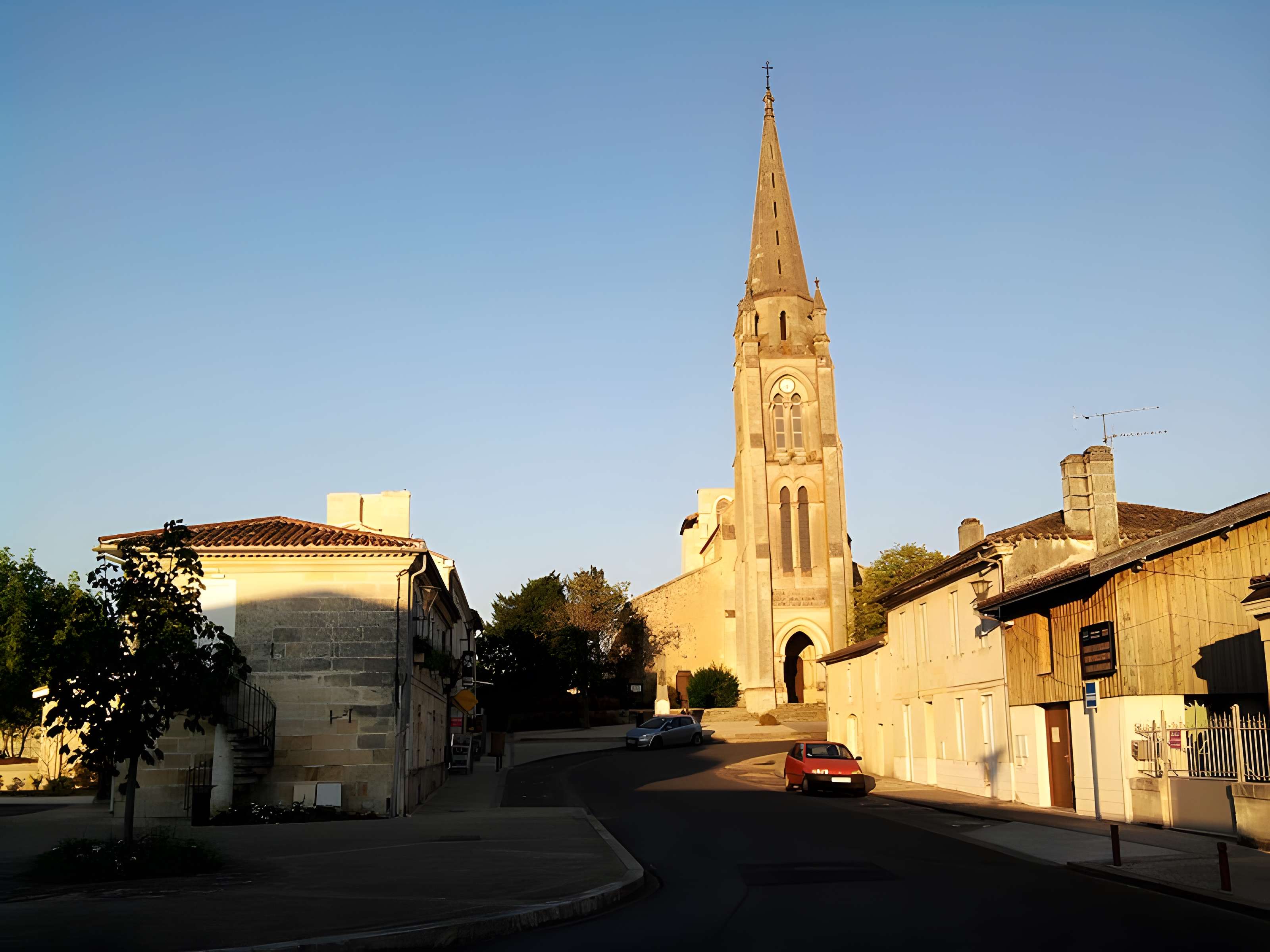 Église Saint-Pierre de Tresses 