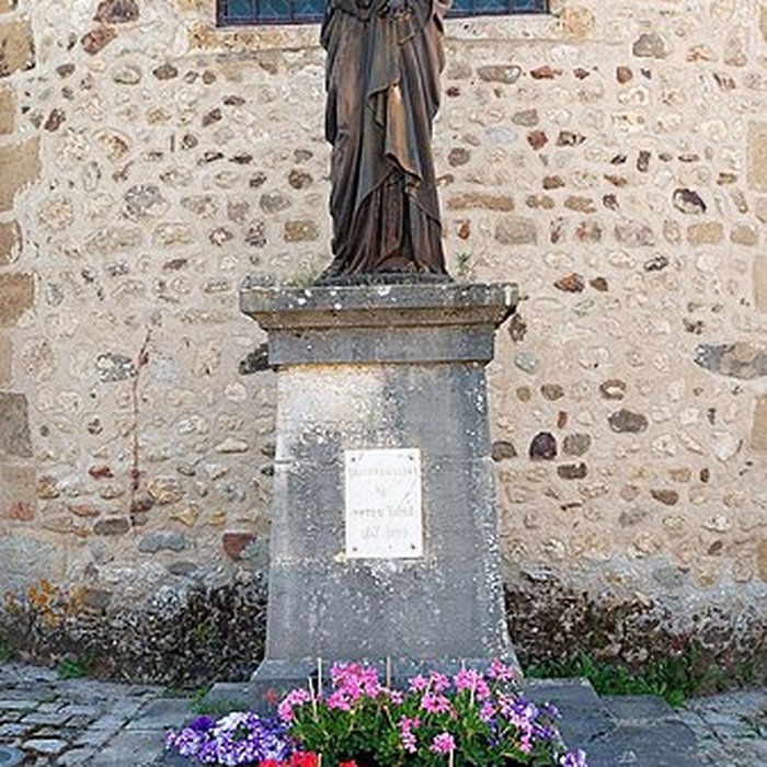 Photo de Église Saint-Pierre de Verneuil-en-Bourbonnais