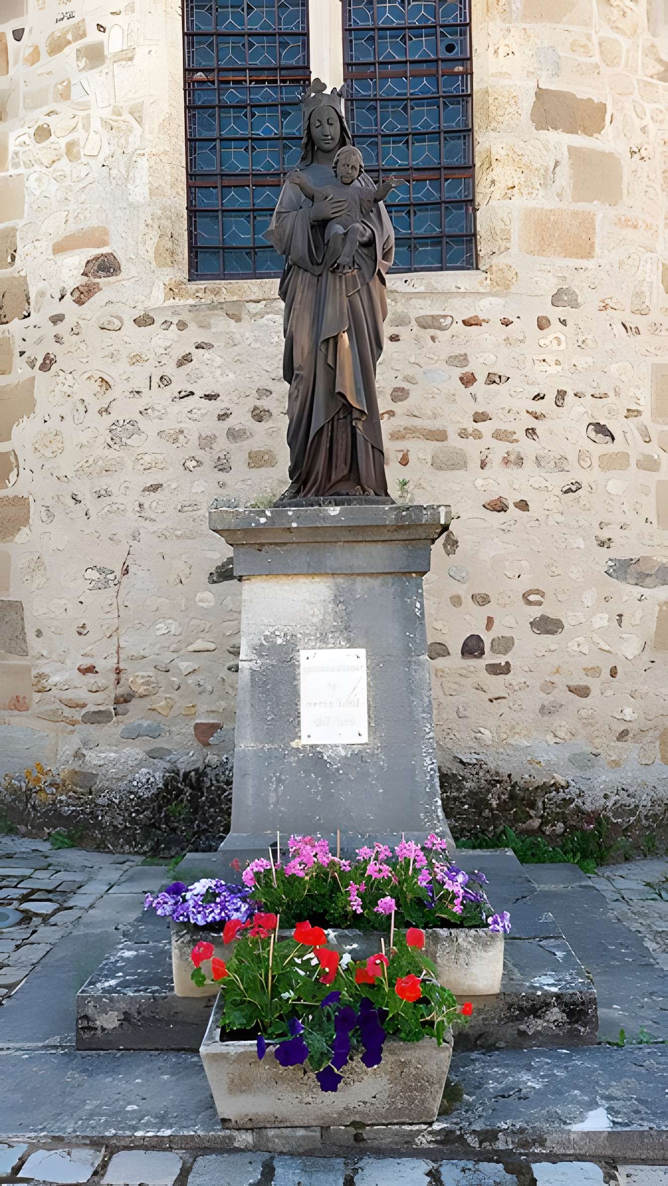 Église Saint-Pierre de Verneuil-en-Bourbonnais