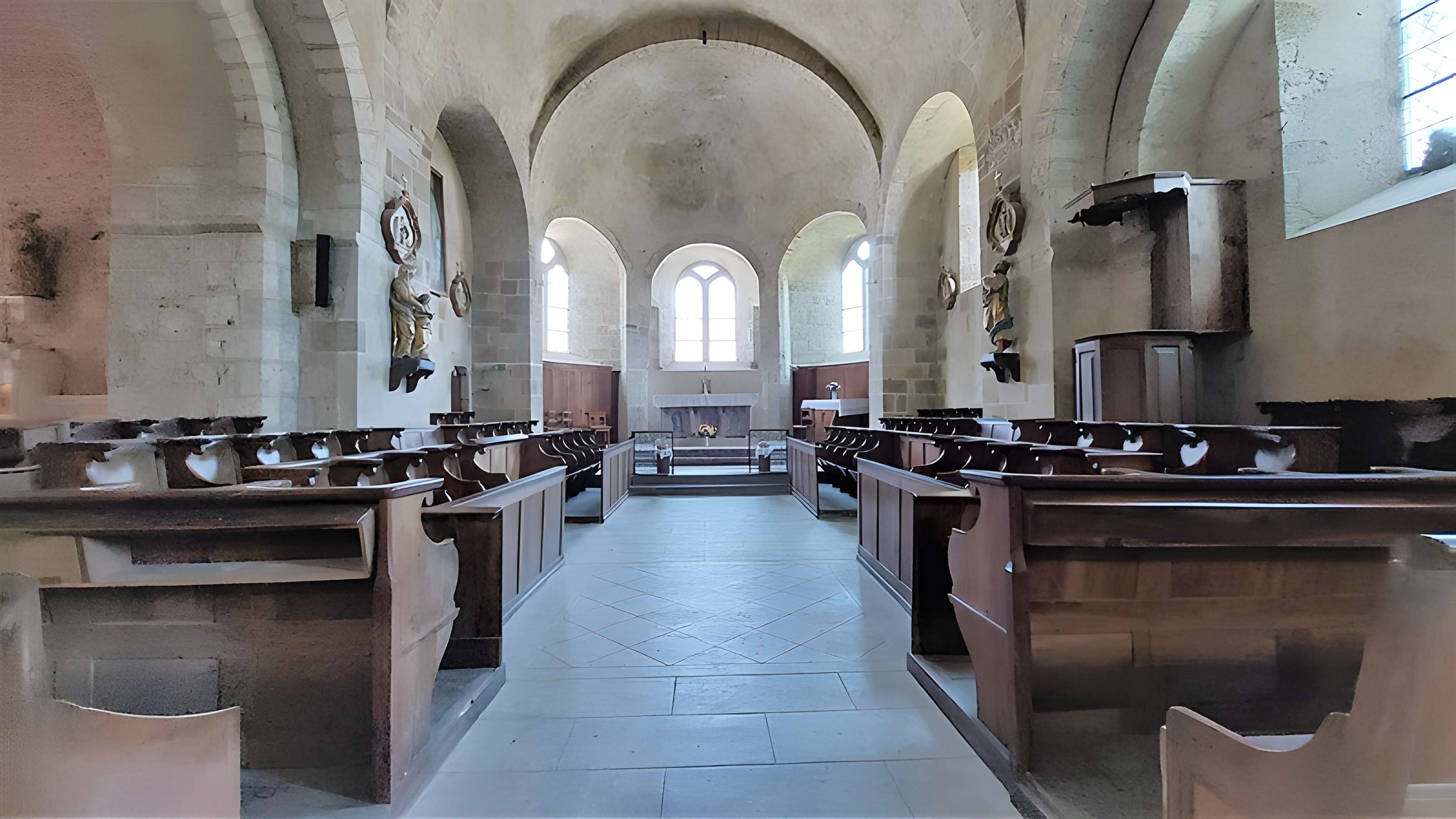 Église Saint-Pierre de Verneuil-en-Bourbonnais