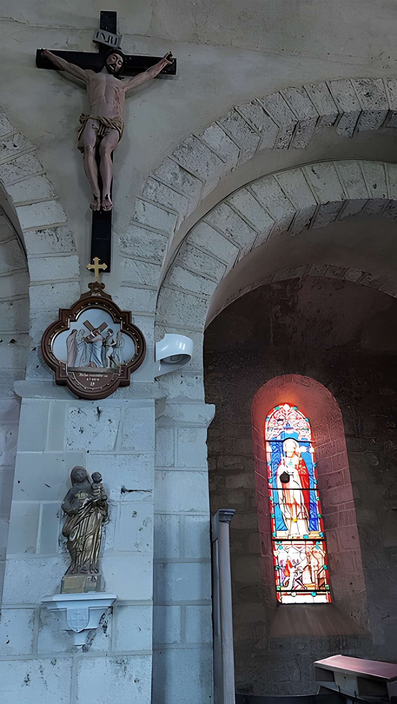 Église Saint-Pierre de Verneuil-en-Bourbonnais