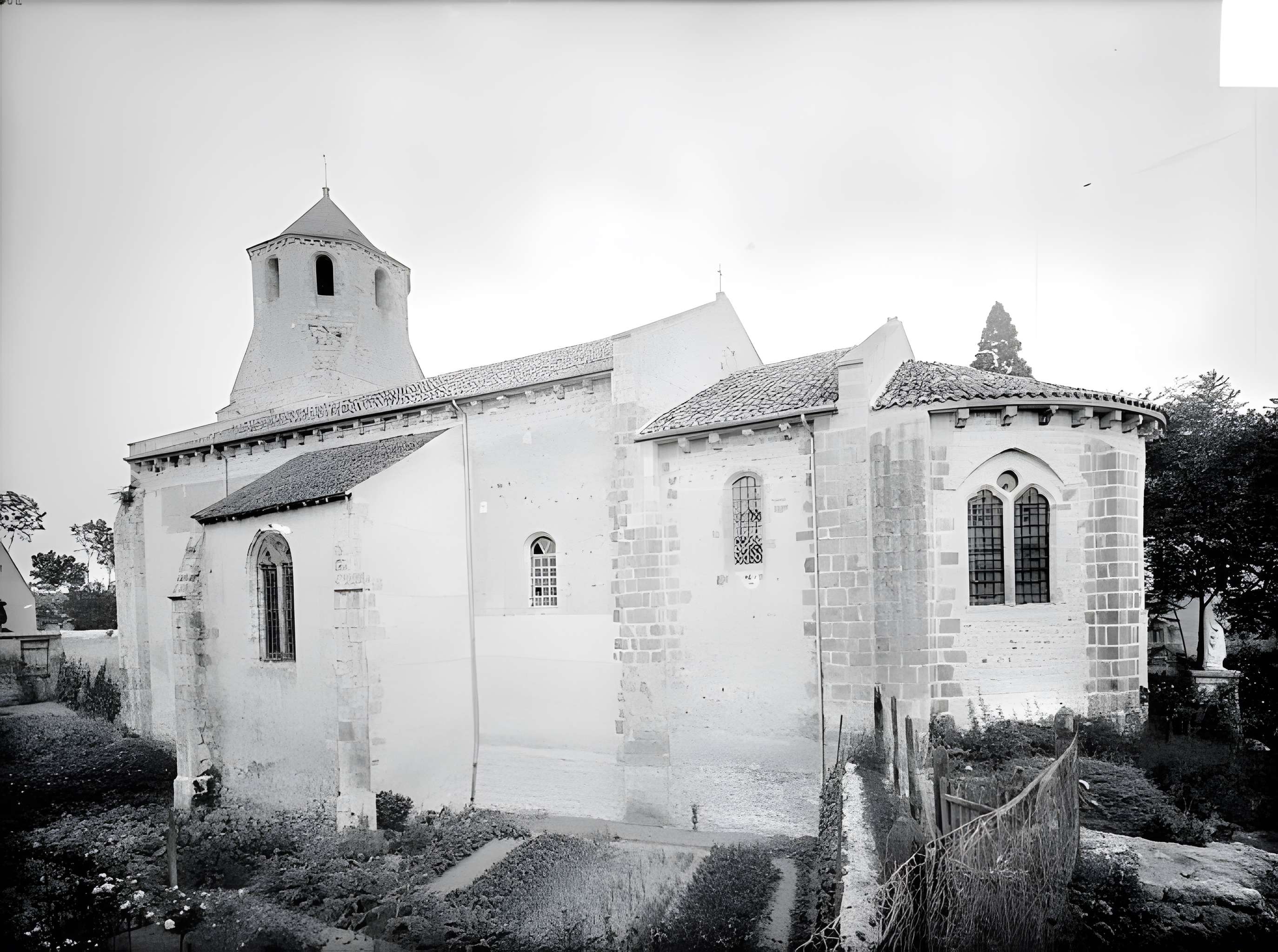 Église Saint-Pierre de Verneuil-en-Bourbonnais