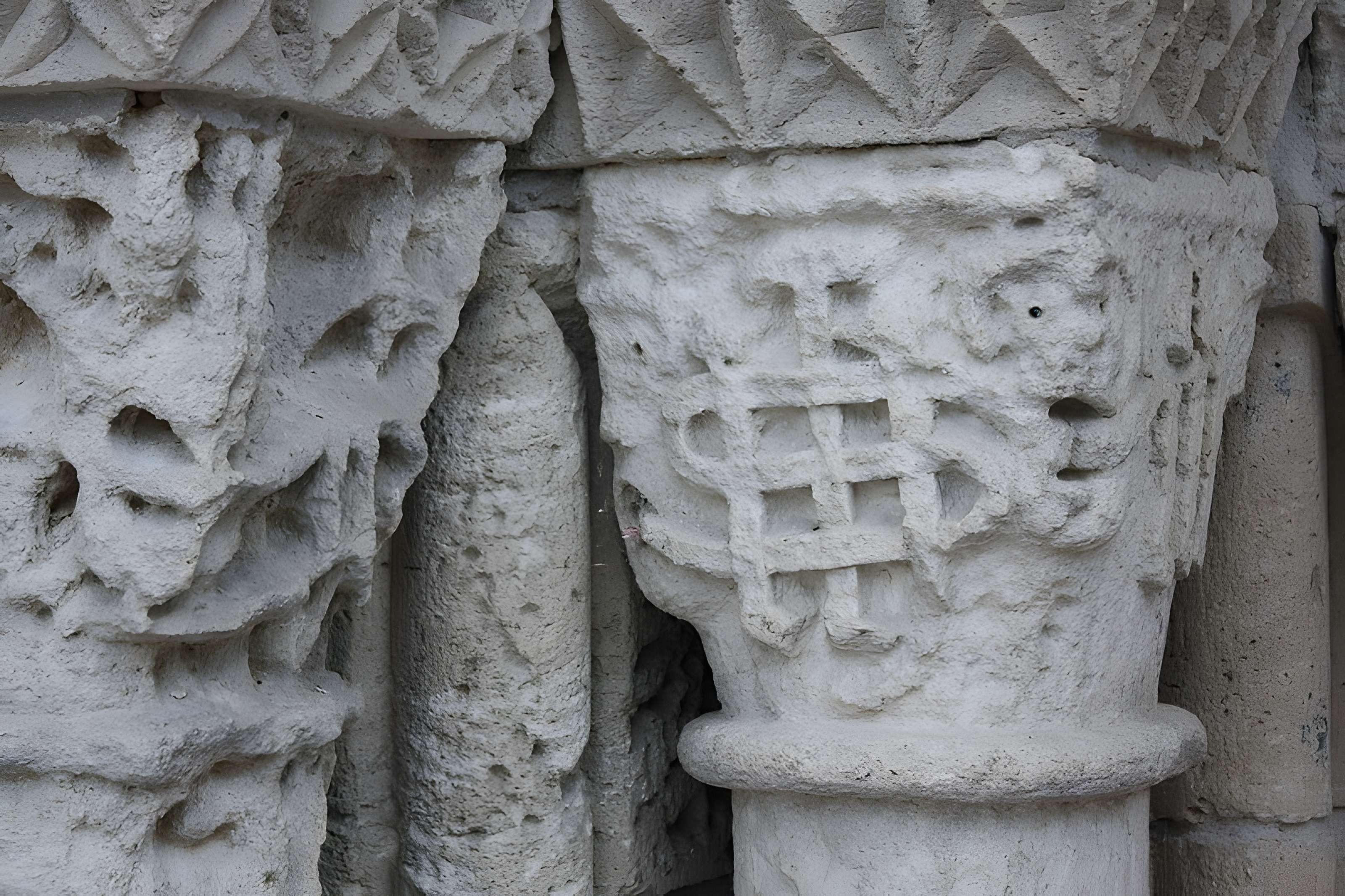 Église Saint-Pierre de Villegouge