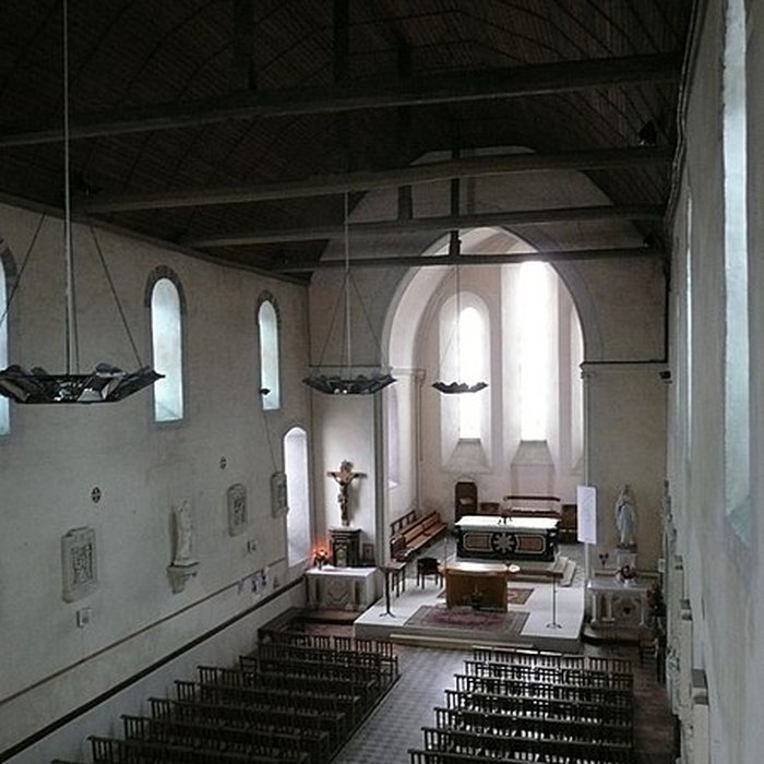 Photo de Église Saint-Pierre de Villevêque