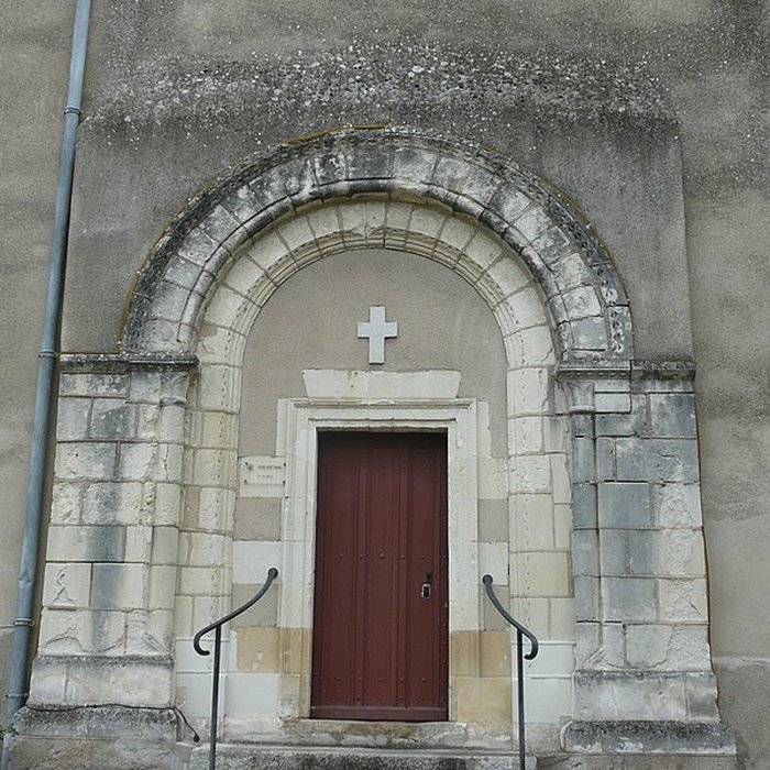 Photo de Église Saint-Pierre de Villevêque