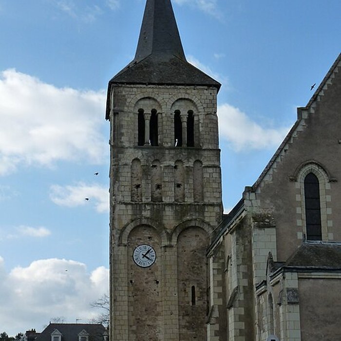 Photo de Église Saint-Pierre de Villevêque