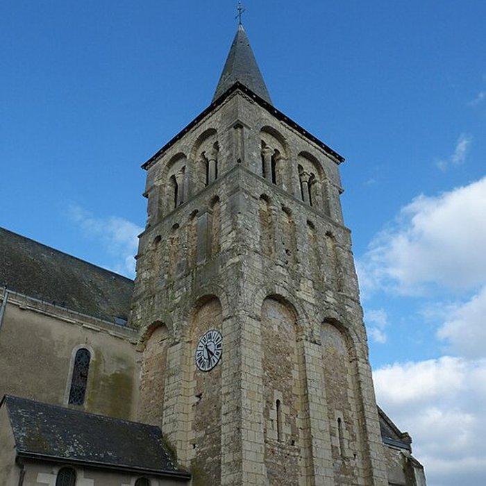 Photo de Église Saint-Pierre de Villevêque
