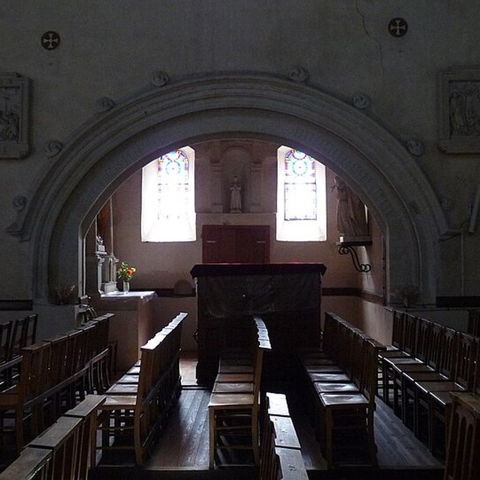 Photo de Église Saint-Pierre de Villevêque
